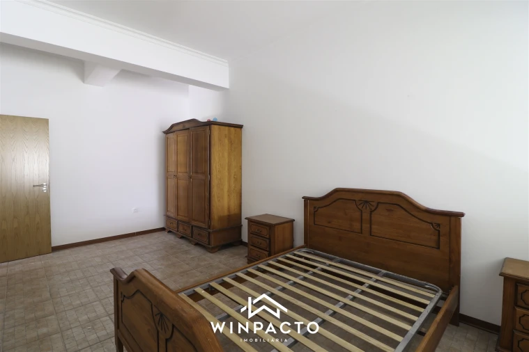 Moradia T6 para Venda em Canas de Senhorim Foto 37