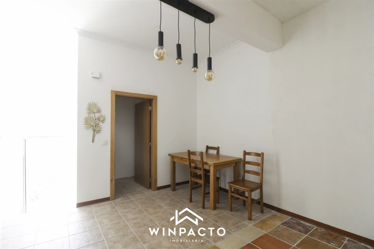 Moradia T6 para Venda em Canas de Senhorim Foto 32