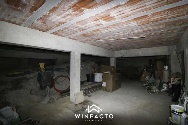 Moradia T6 para Venda em Canas de Senhorim Foto 47