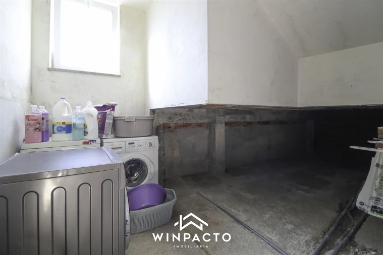 Moradia T6 para Venda em Canas de Senhorim Foto 53