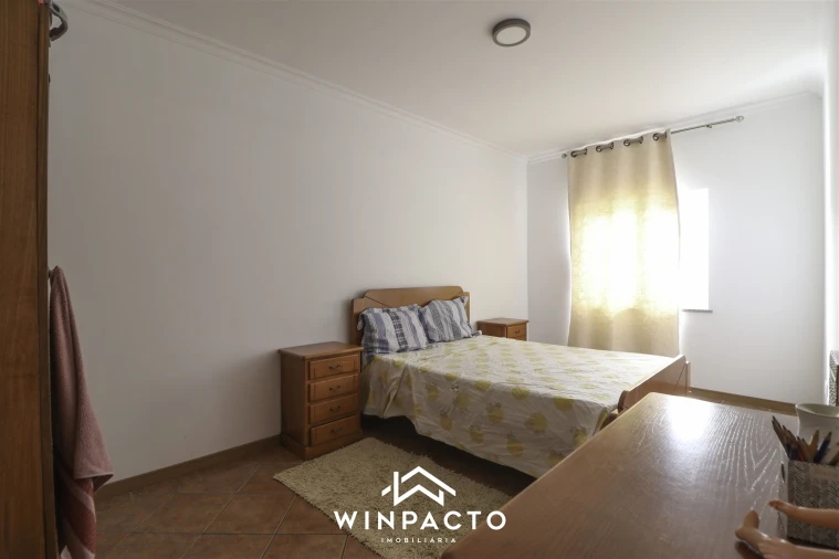 Moradia T6 para Venda em Canas de Senhorim Foto 97