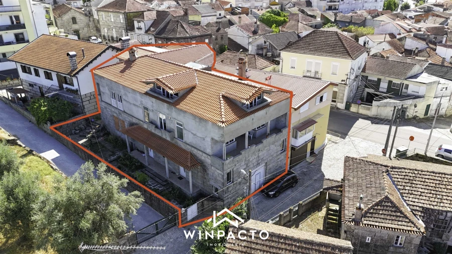 Moradia T6 para Venda em Canas de Senhorim Foto 1