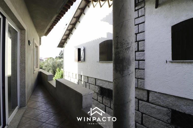 Moradia T6 para Venda em Canas de Senhorim Foto 109