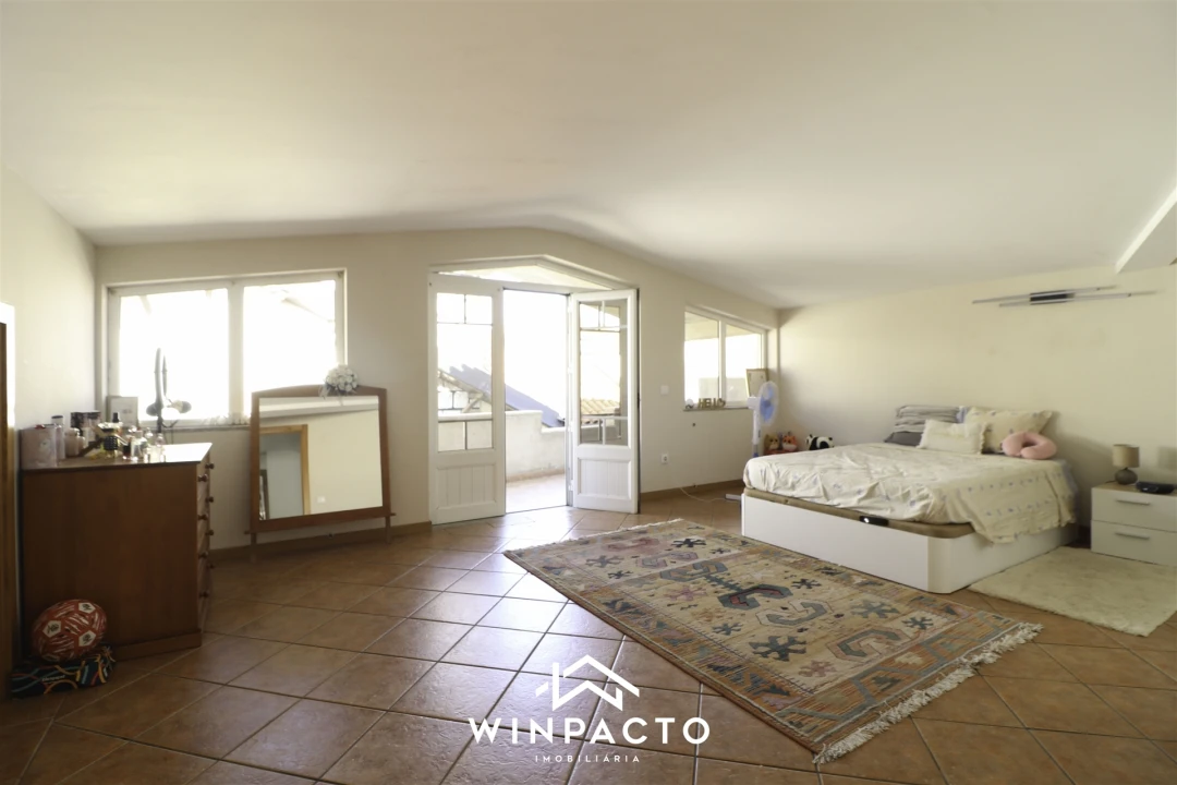 Moradia T6 para Venda em Canas de Senhorim Foto 19