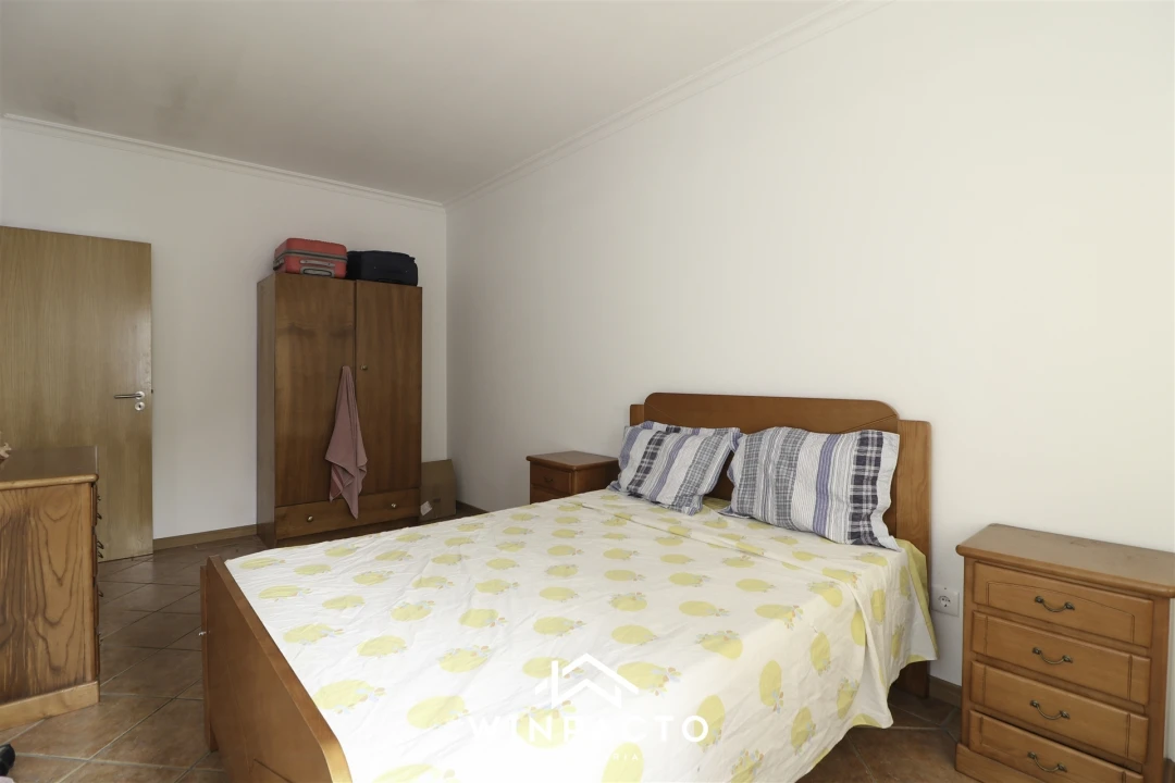 Moradia T6 para Venda em Canas de Senhorim Foto 78