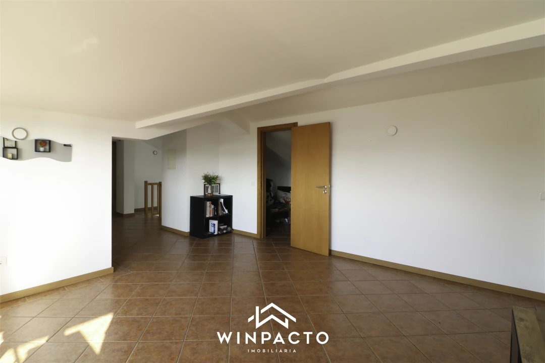 Moradia T6 para Venda em Canas de Senhorim Foto 54