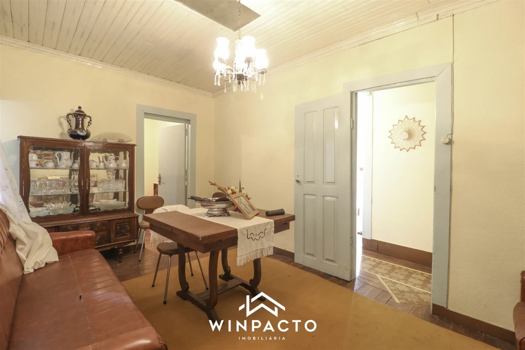 Moradia T3 para Venda em Santiago de Cassurrães e Póvoa de Cervães Foto 28