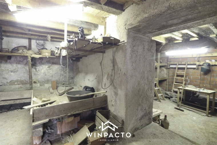 Moradia T3 para Venda em Santiago de Cassurrães e Póvoa de Cervães Foto 39