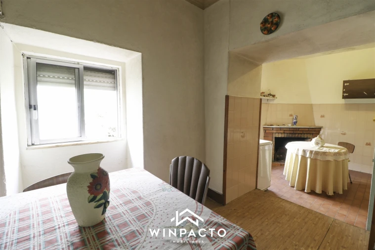 Moradia T3 para Venda em Santiago de Cassurrães e Póvoa de Cervães Foto 17