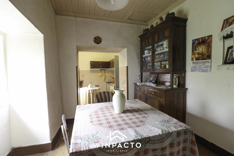 Moradia T3 para Venda em Santiago de Cassurrães e Póvoa de Cervães Foto 19