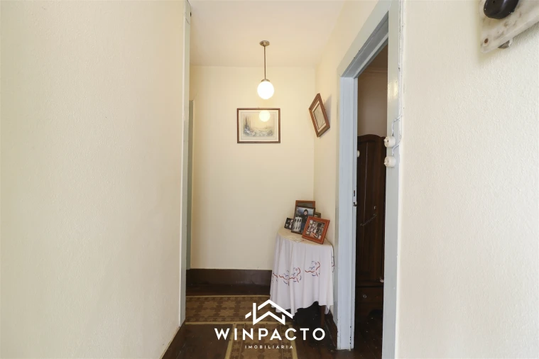 Moradia T3 para Venda em Santiago de Cassurrães e Póvoa de Cervães Foto 33