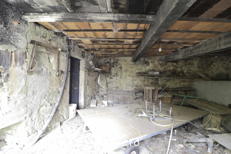 Moradia T3 para Venda em Santiago de Cassurrães e Póvoa de Cervães Foto 7