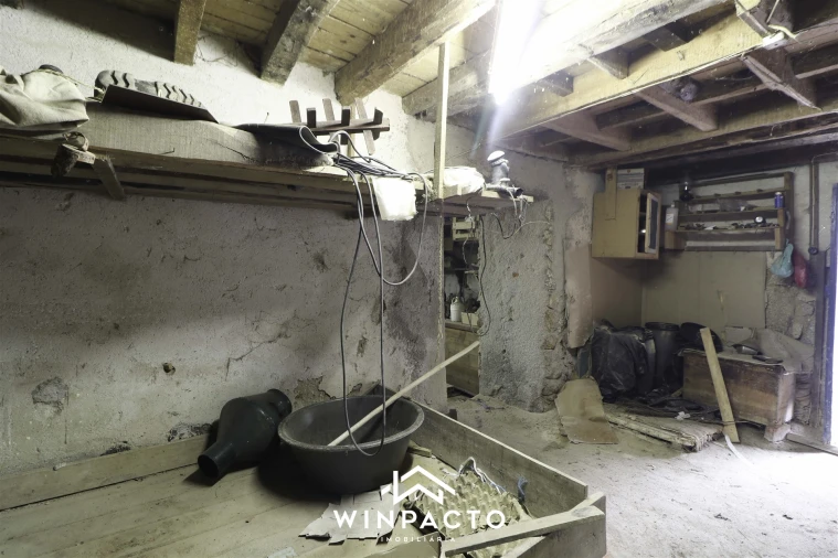 Moradia T3 para Venda em Santiago de Cassurrães e Póvoa de Cervães Foto 37