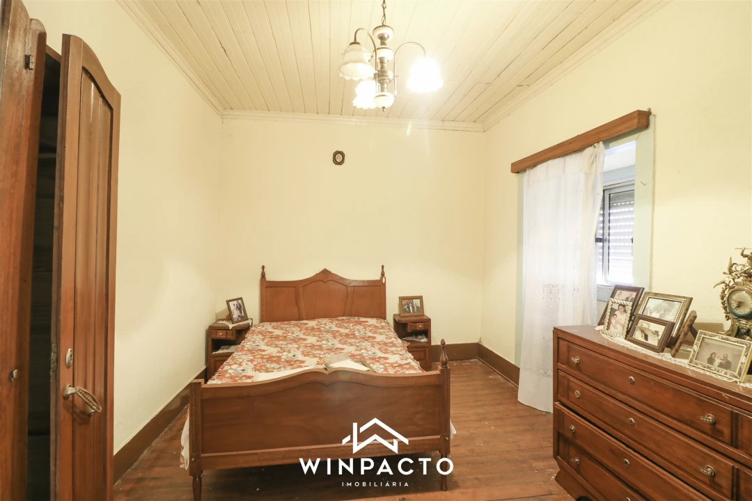 Moradia T3 para Venda em Santiago de Cassurrães e Póvoa de Cervães Foto 31