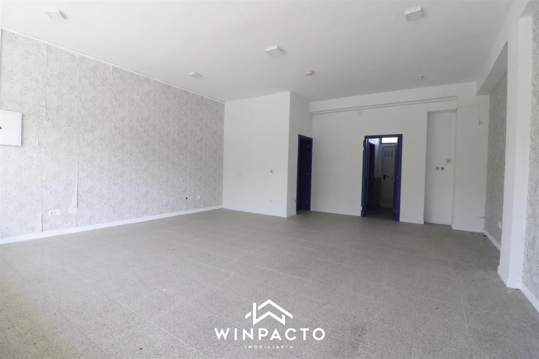 Loja para Venda em Nelas Foto 5