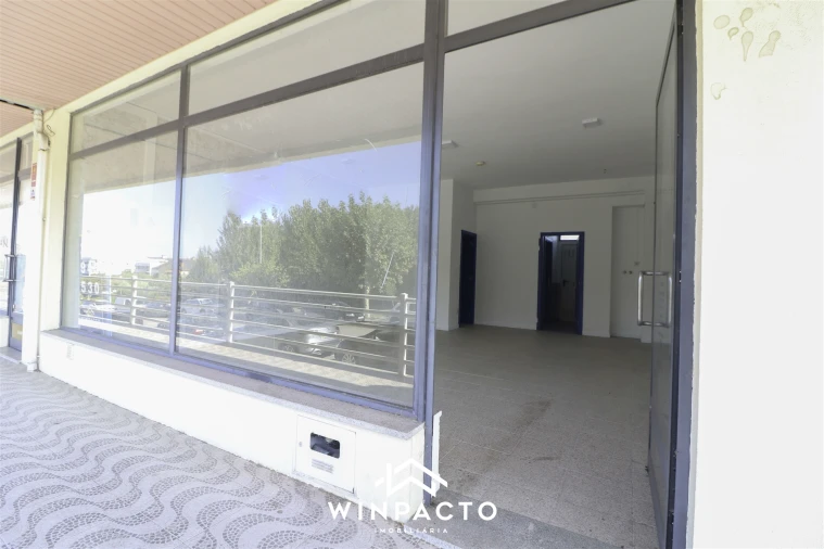 Loja para Venda em Nelas Foto 14