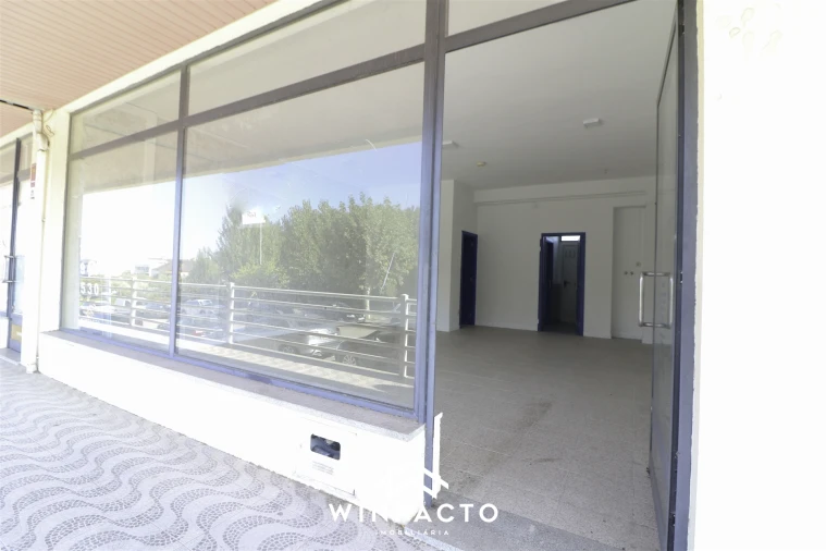 Loja para Venda em Nelas Foto 13