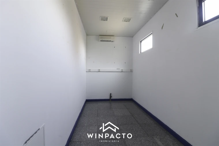 Loja para Venda em Nelas Foto 9