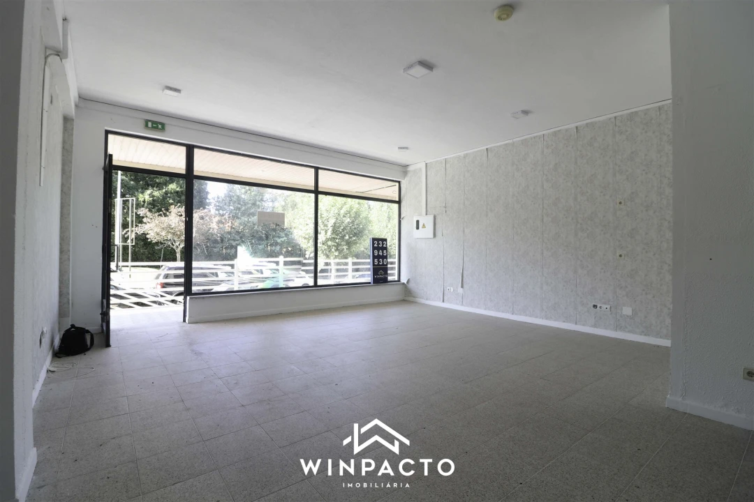 Loja para Venda em Nelas Foto 15