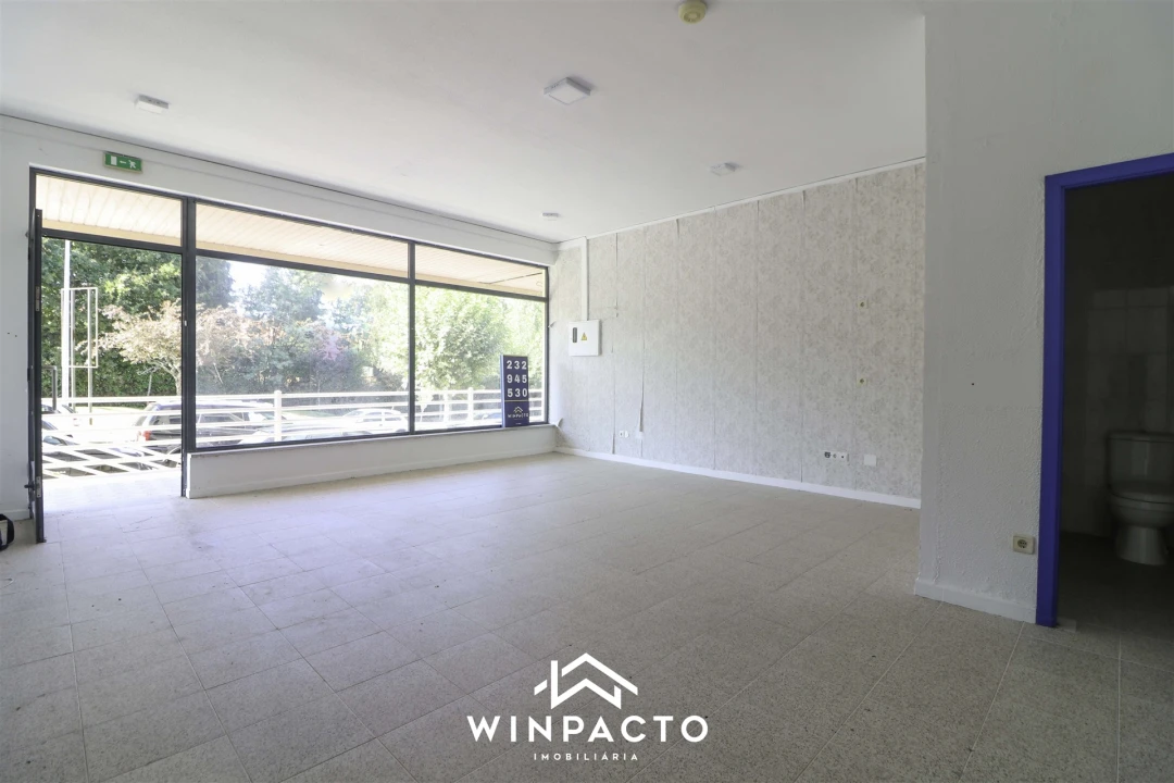 Loja para Venda em Nelas Foto 3