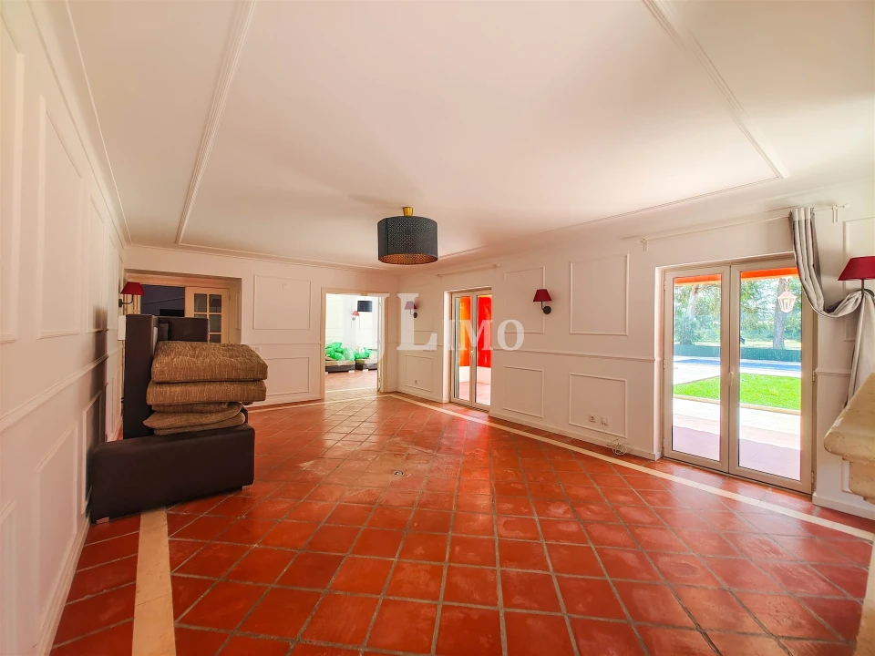 Moradia T4 para Arrendamento em Santa Maria e São Miguel, São Martinho, São Pedro Penaferrim Foto 11