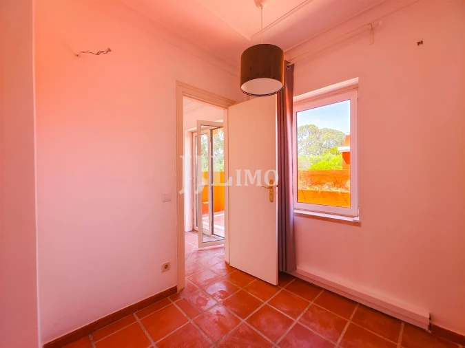 Moradia T4 para Arrendamento em Santa Maria e São Miguel, São Martinho, São Pedro Penaferrim Foto 34