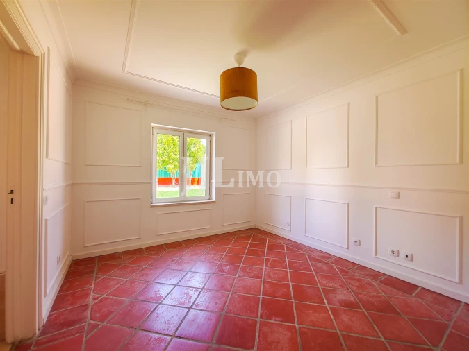 Moradia T4 para Arrendamento em Santa Maria e São Miguel, São Martinho, São Pedro Penaferrim Foto 26