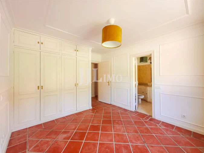 Moradia T4 para Arrendamento em Santa Maria e São Miguel, São Martinho, São Pedro Penaferrim Foto 28