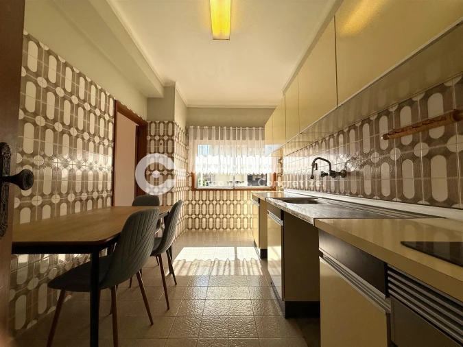 Apartamento T3 para Arrendamento em Barcelos, V.Boa, V.Frescainha Foto 5