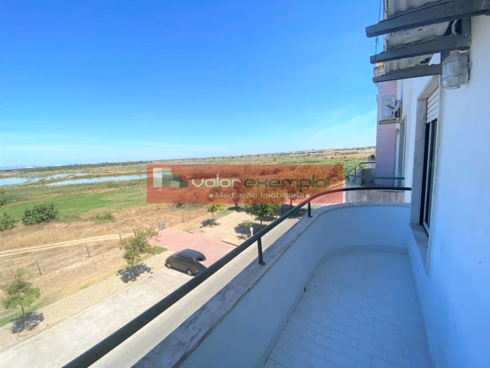 Apartamento T4 para Venda em Samouco Foto 7