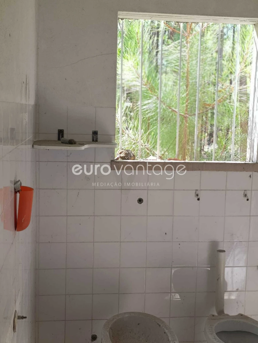 Armazém para Venda em Maceira Foto 17