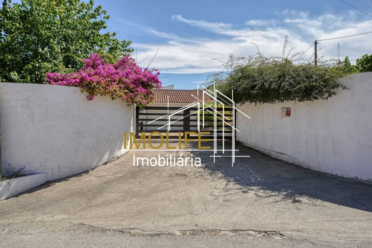 Quinta T4 para Venda em Mora Foto 5