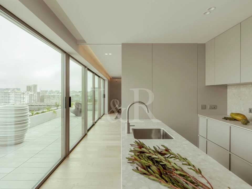 Apartamento T4 para Venda em Avenidas Novas Foto 11