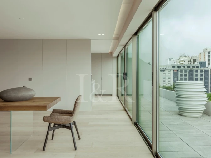 Apartamento T4 para Venda em Avenidas Novas Foto 28
