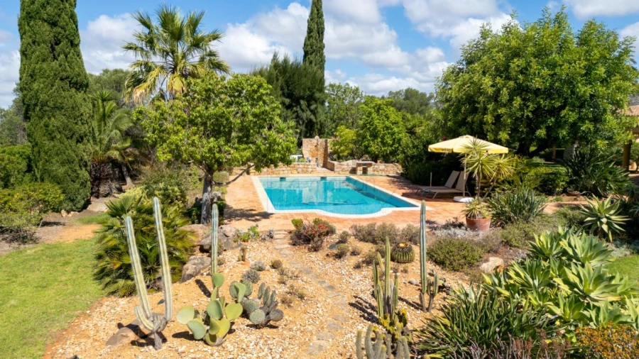 Moradia T5 para Venda em Pechão Foto 3