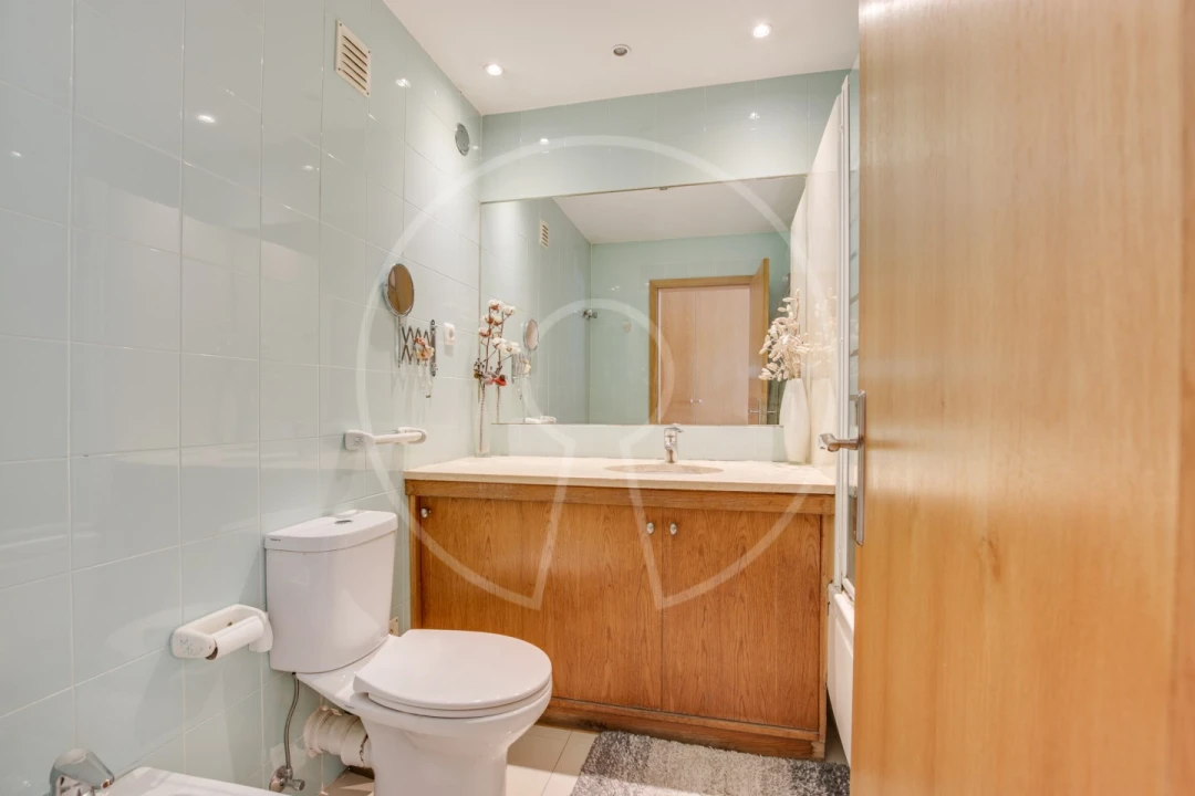 Apartamento T5 para Venda em Parque das Nações Foto 28
