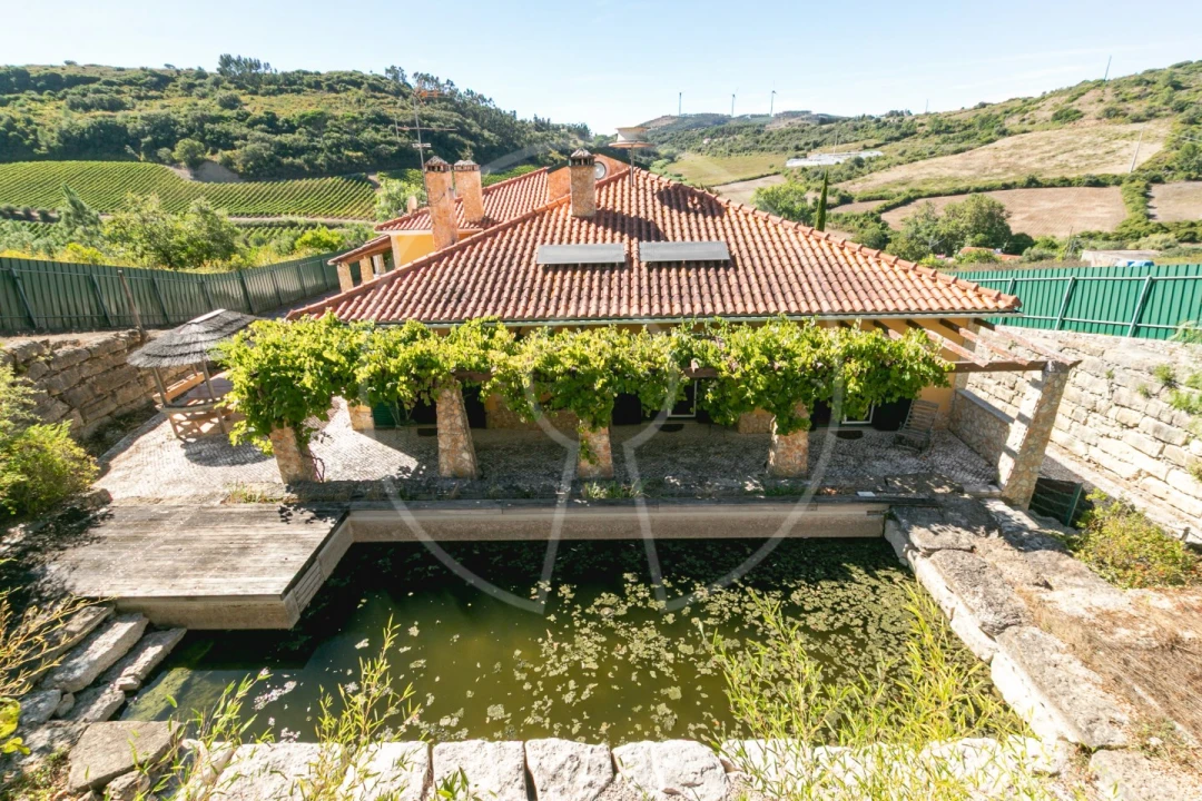 Moradia T4 para Venda em Sobral de Monte Agraço Foto 1