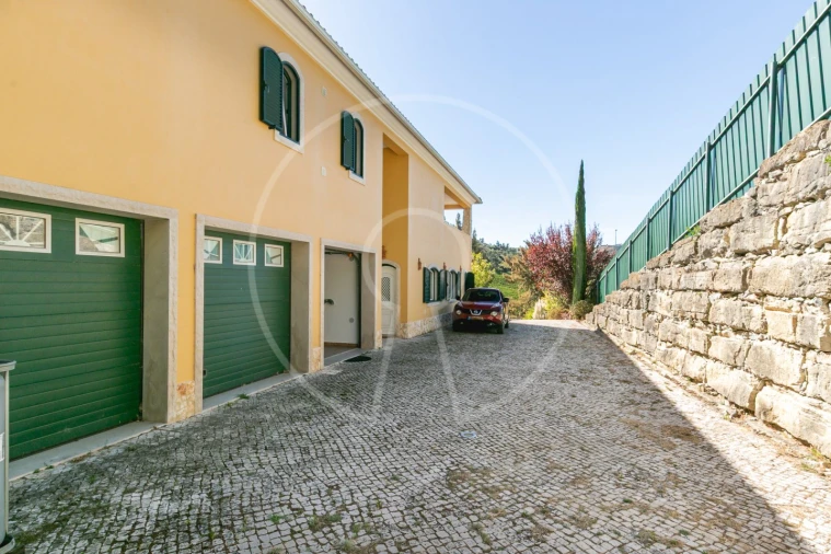 Moradia T4 para Venda em Sobral de Monte Agraço Foto 8