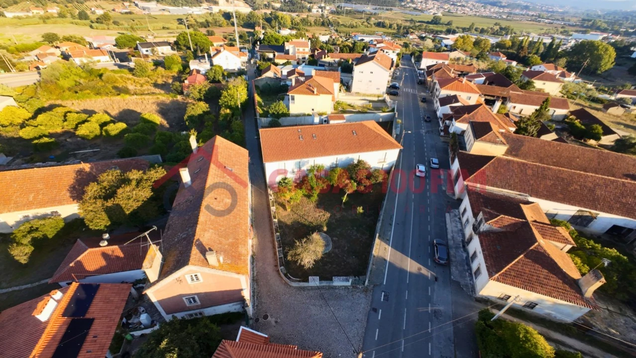 Moradia T18 para Venda em Parceiros e Azoia Foto 16
