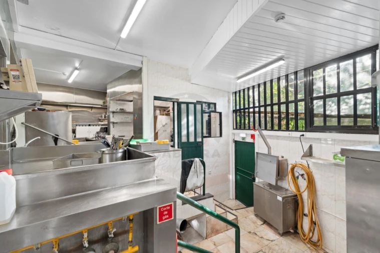 Prédio para Venda em São Martinho Foto 11