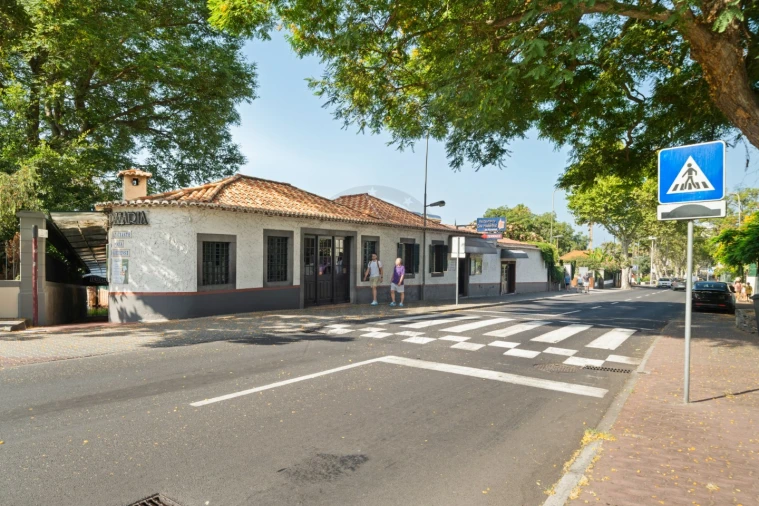 Prédio para Venda em São Martinho