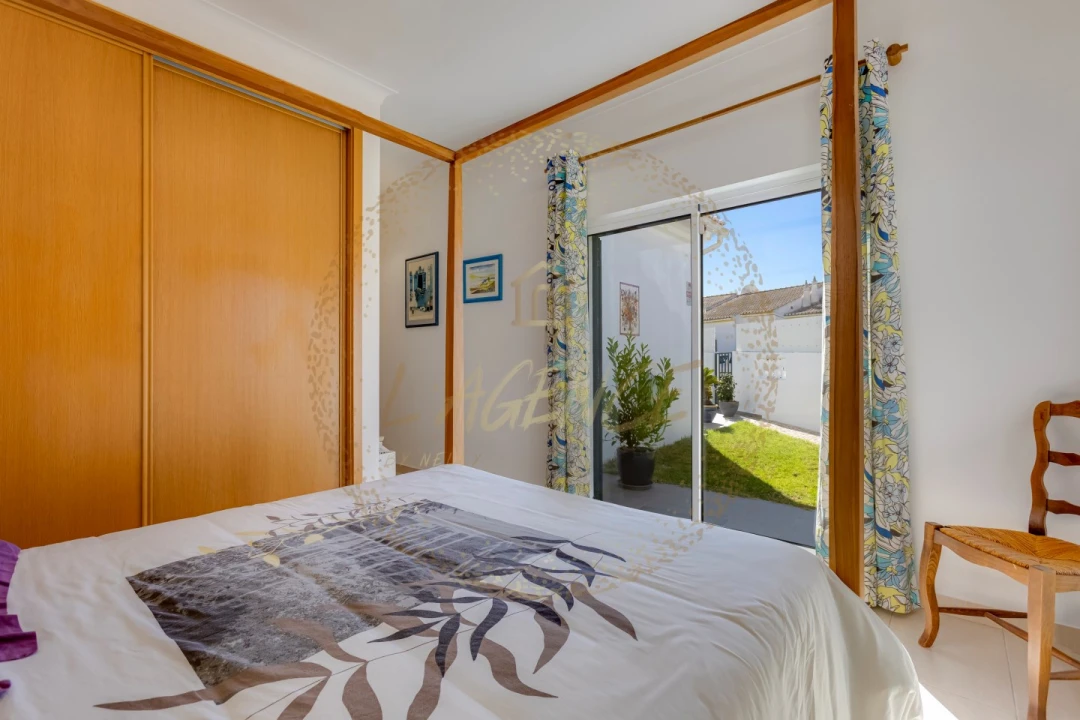 Moradia T3 para Venda em Luz Foto 16