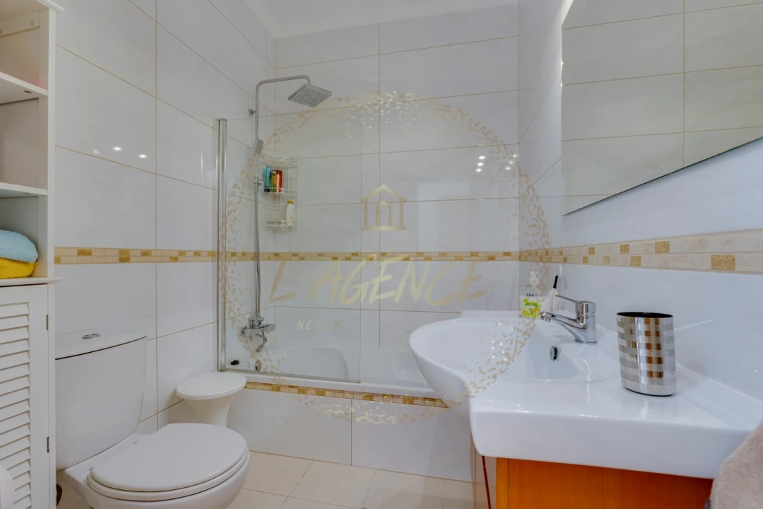 Moradia T3 para Venda em Luz Foto 21