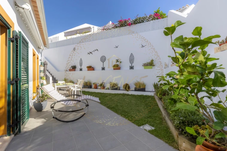 Moradia T3 para Venda em Luz Foto 8