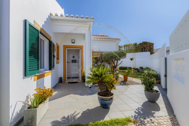 Moradia T3 para Venda em Luz Foto 25