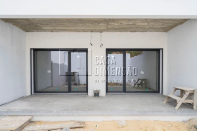 Moradia T3 para Venda em Charneca de Caparica e Sobreda
