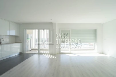Apartamento T3 para Venda em Corroios