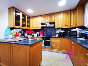 Moradia T4 para Venda em Castelo do Neiva