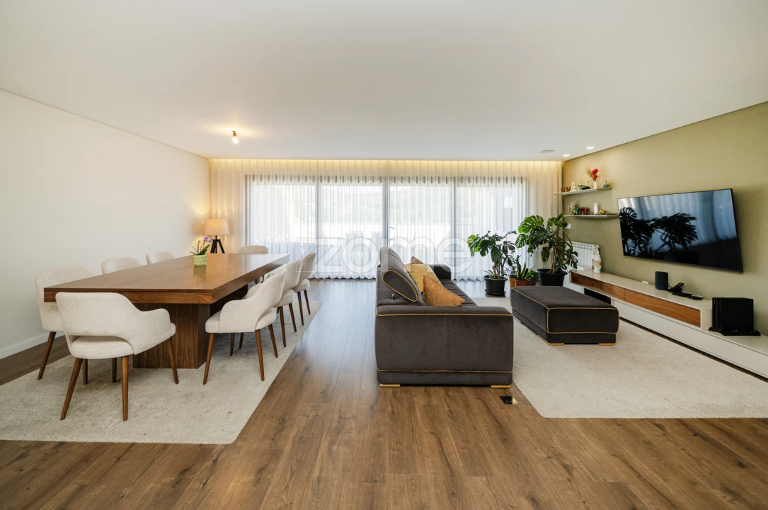 Moradia T4 para Venda em Lomar e Arcos Foto 51