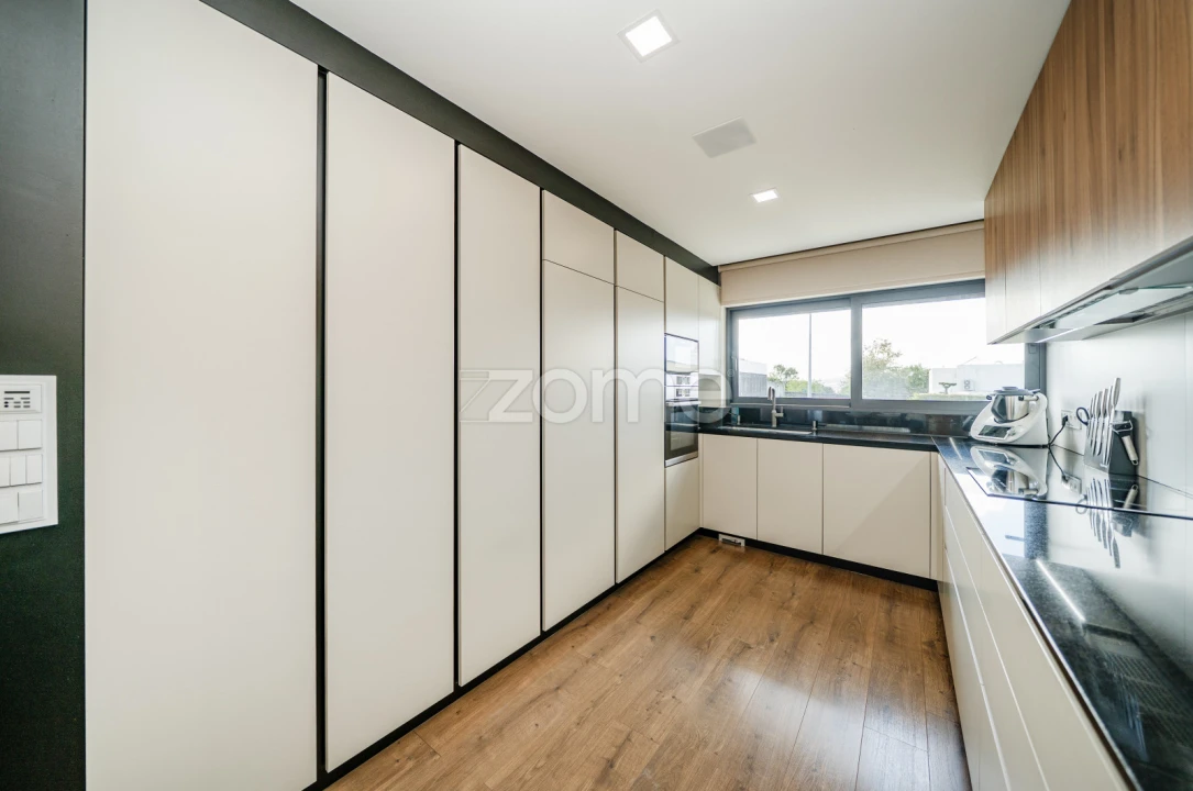 Moradia T4 para Venda em Lomar e Arcos Foto 27